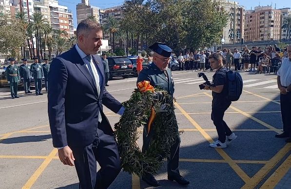 La Ribera se vuelca con la Guardia Civil el día de su patrona