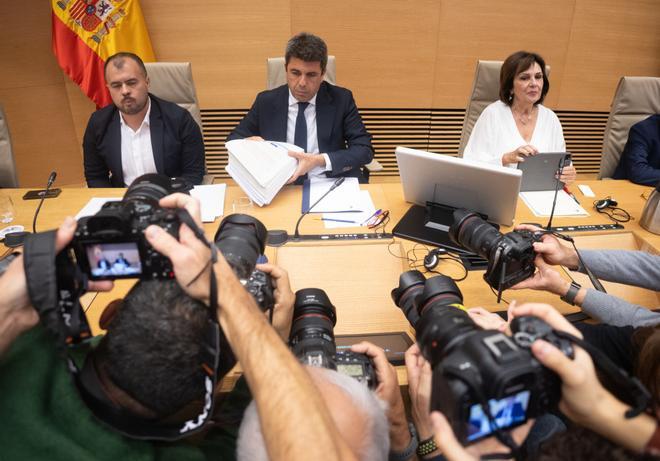 El PSOE se querella contra Mazón ante el Supremo por falso testimonio ante la comisión de la dana en el Congreso