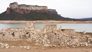 Aspecto que presentaba el pantano de Sau, en Cataluña, en el primer trimestre de este año.