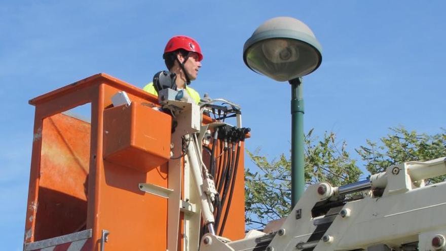 Destinan 38.000 euros al cambio de luminarias led en Torre de la Horadada