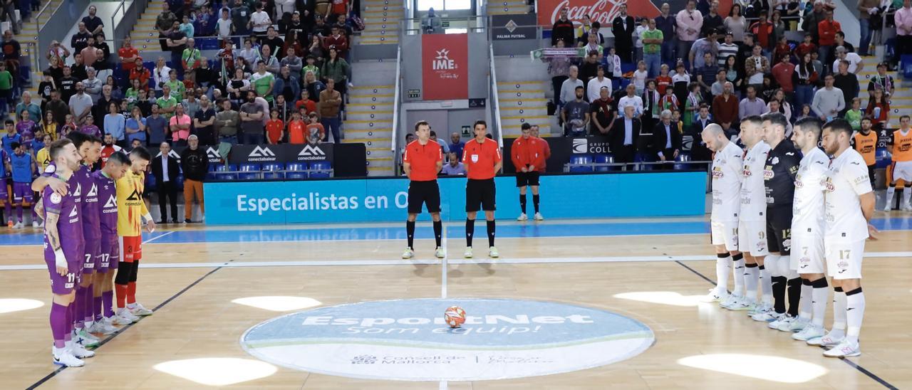 Se ha guardado un minuto de silencio antes del partido