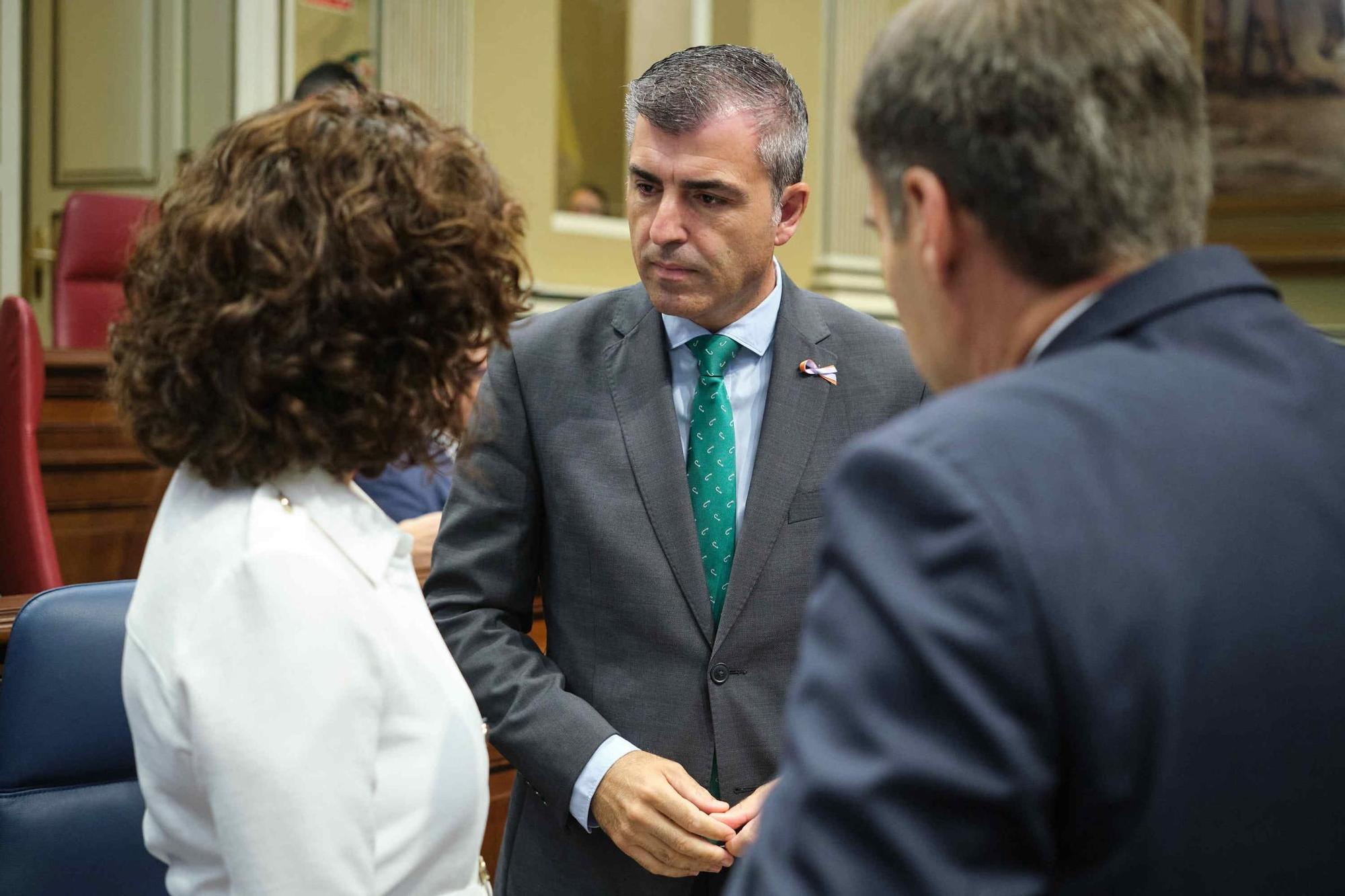 Sesión plenaria del Parlamento de Canarias.