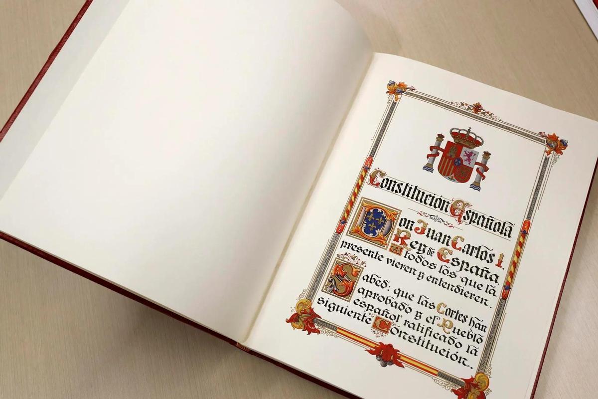 La Constitución Española de 1978 celebra su 46º cumpleaños.