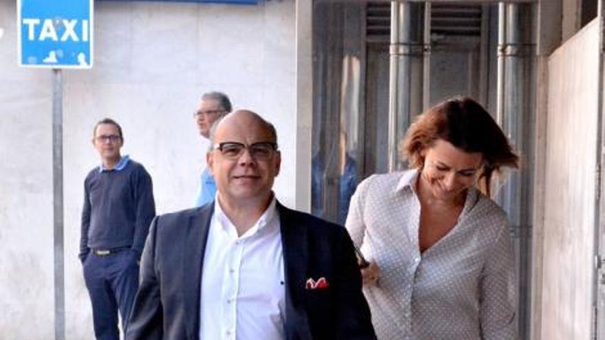 Reunión de la mesa de seguimiento del pacto de Gobierno entre CC y PSOE