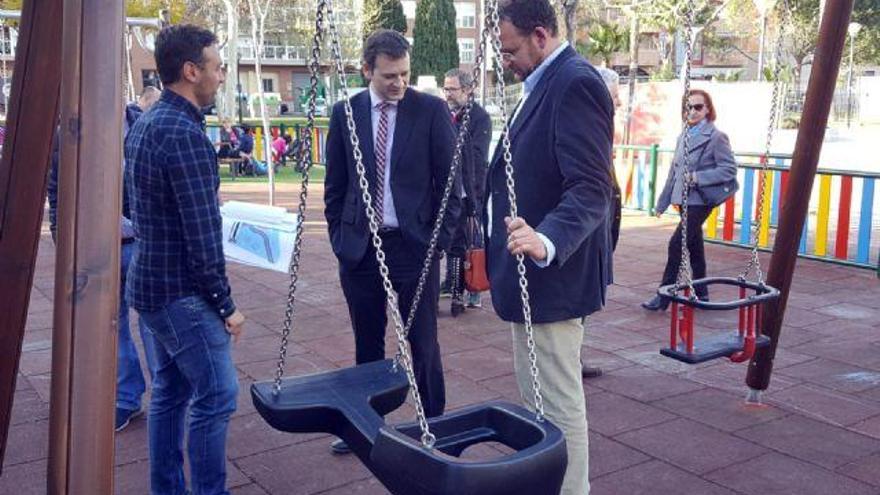 Transformados por completo dos grandes espacios del jardín de las Tres Copas