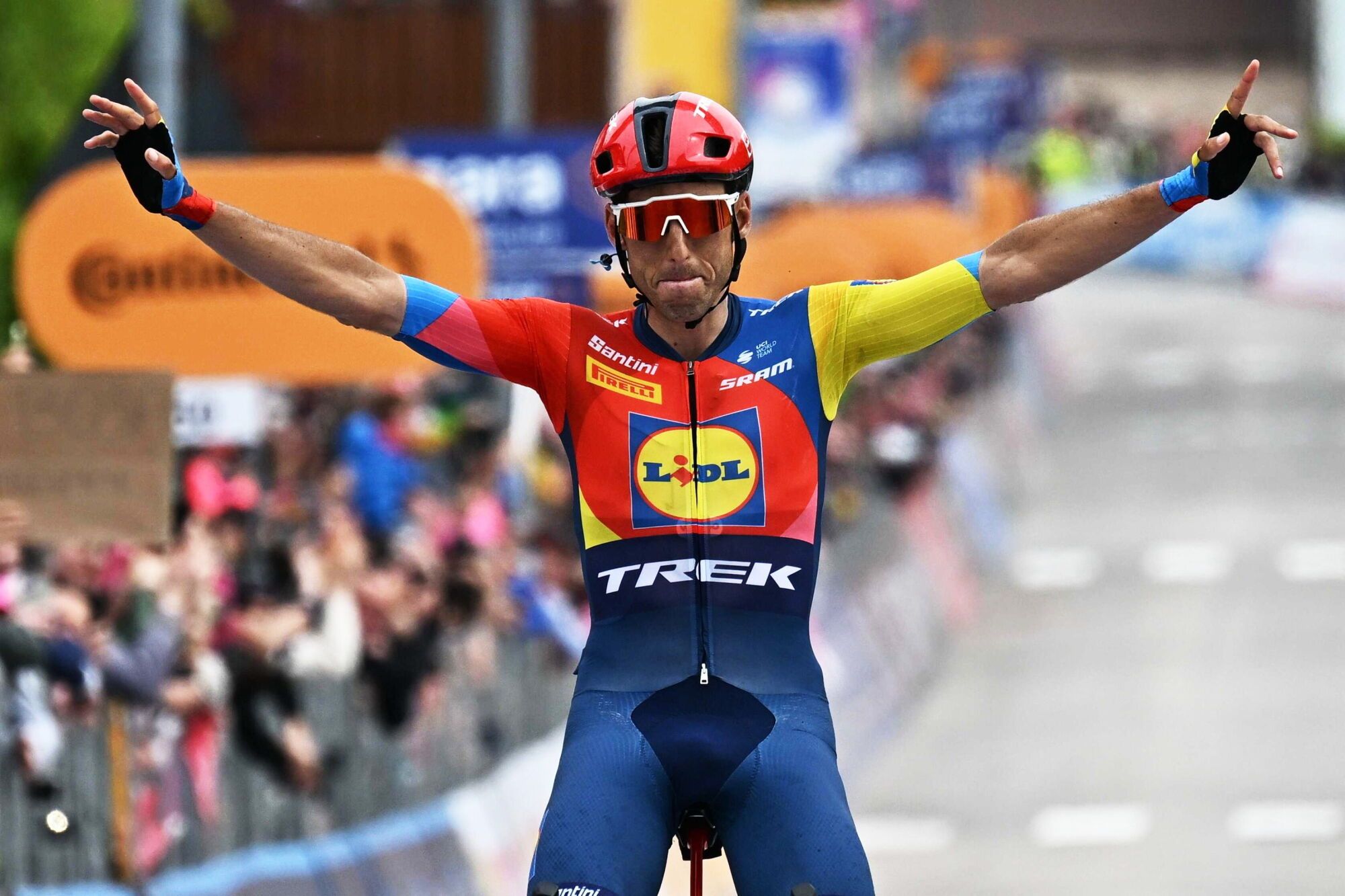 La etapa 15 del Giro de Italia, en imágenes.