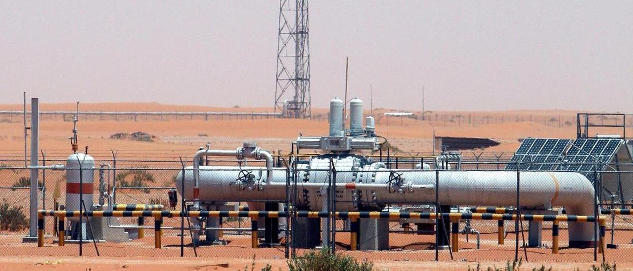 Refinería de petróleo en Arabia Saudí.