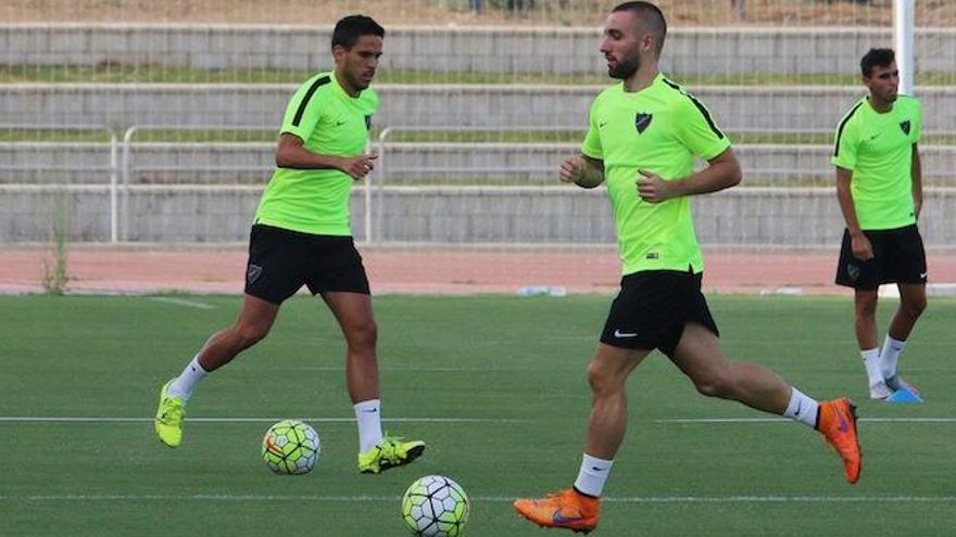 La plantilla, durante una de las dobles sesiones de esta semana.