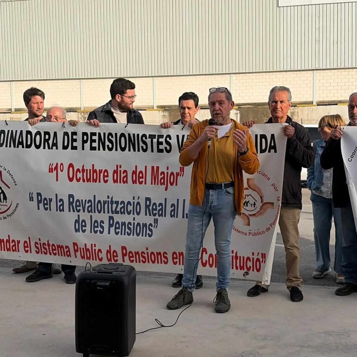 Lectura del manifiesto de la protesta del martes.