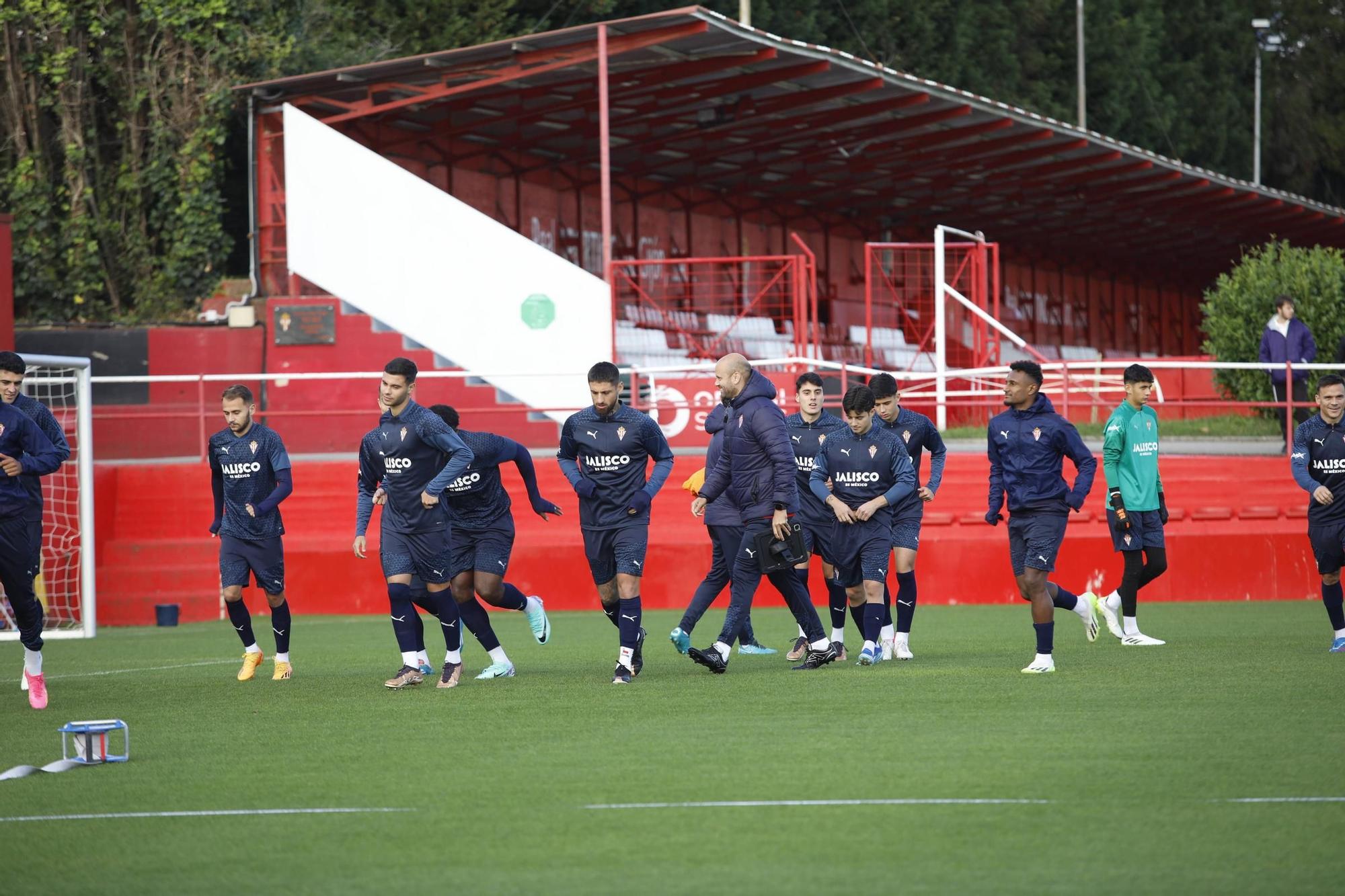 El Sporting vuelve a entrenar después de la victoria en Villareal (en imágenes)