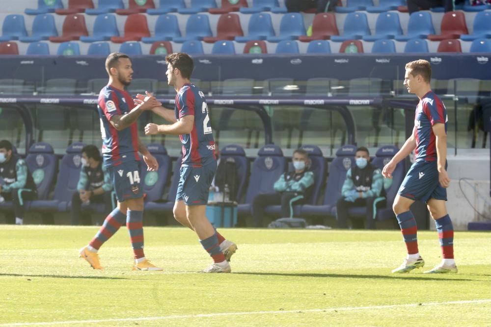 Las imágenes del Levante UD - Elche CF