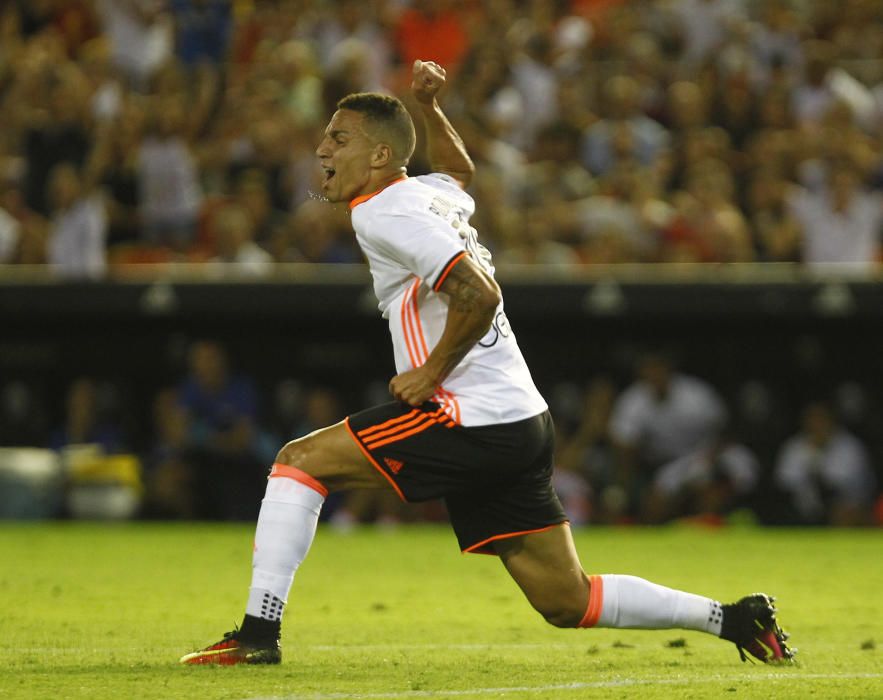 Las mejores imágenes del Valencia - Fiorentina (2-1) de pretemporada