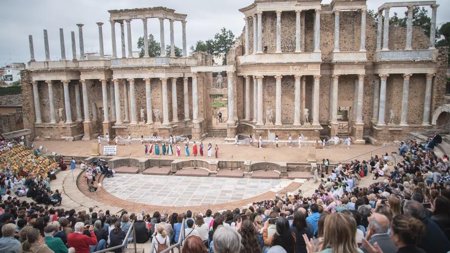 Un cuento para aprender los 2.000 años del Teatro Romano de Mérida
