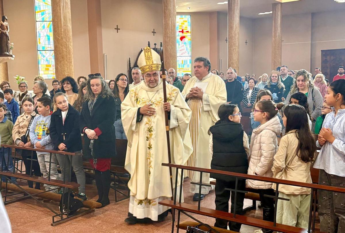 Jesús Sanz Montes en la iglesia de los Padres Pasionistas de Mieres