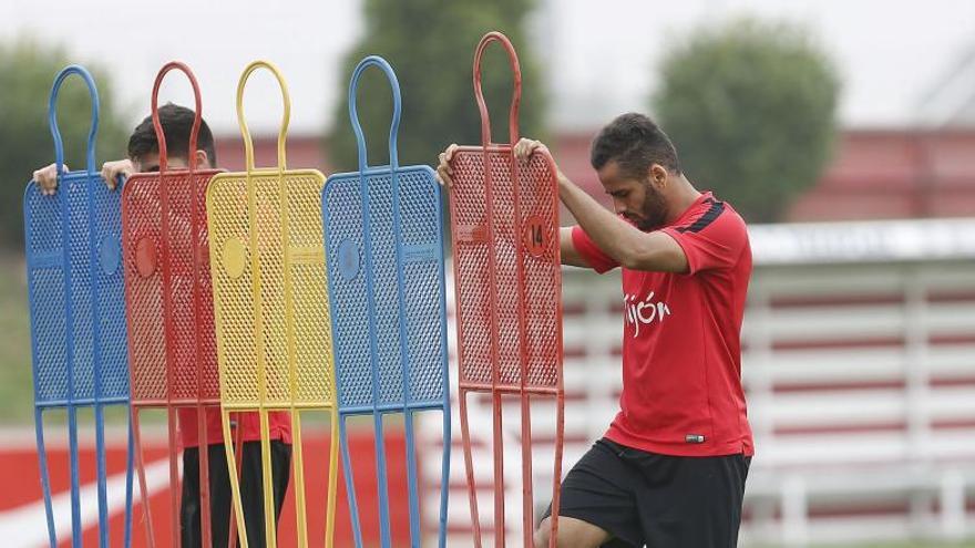 Amorebieta y Douglas viajan entre algodones tras un choque entre ambos