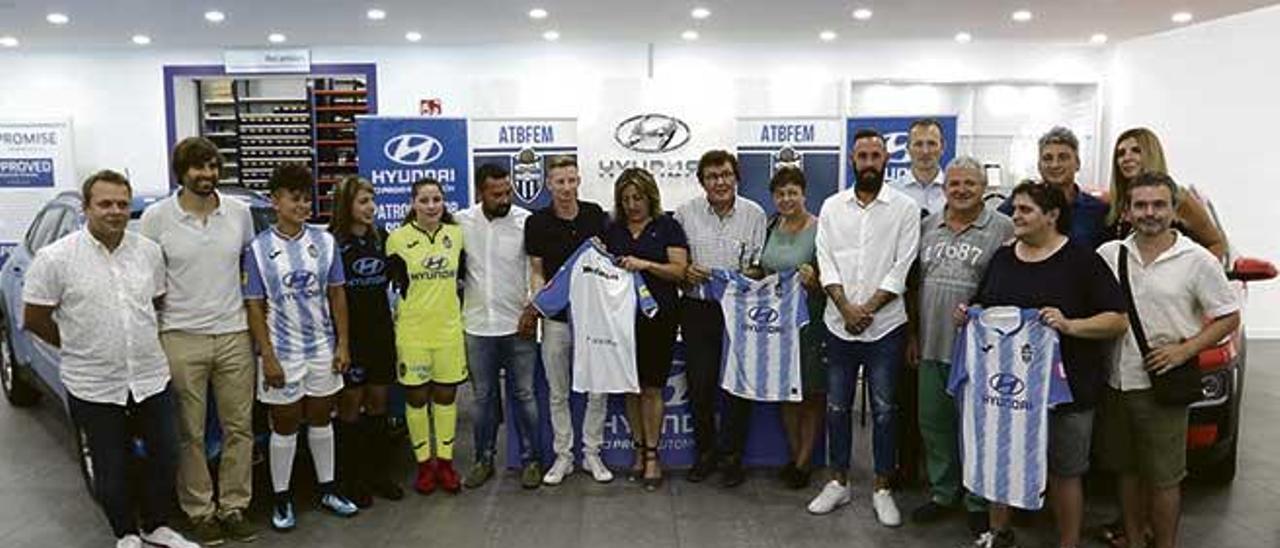 El Atlético Baleares femenino fue presentado este pasado lunes.