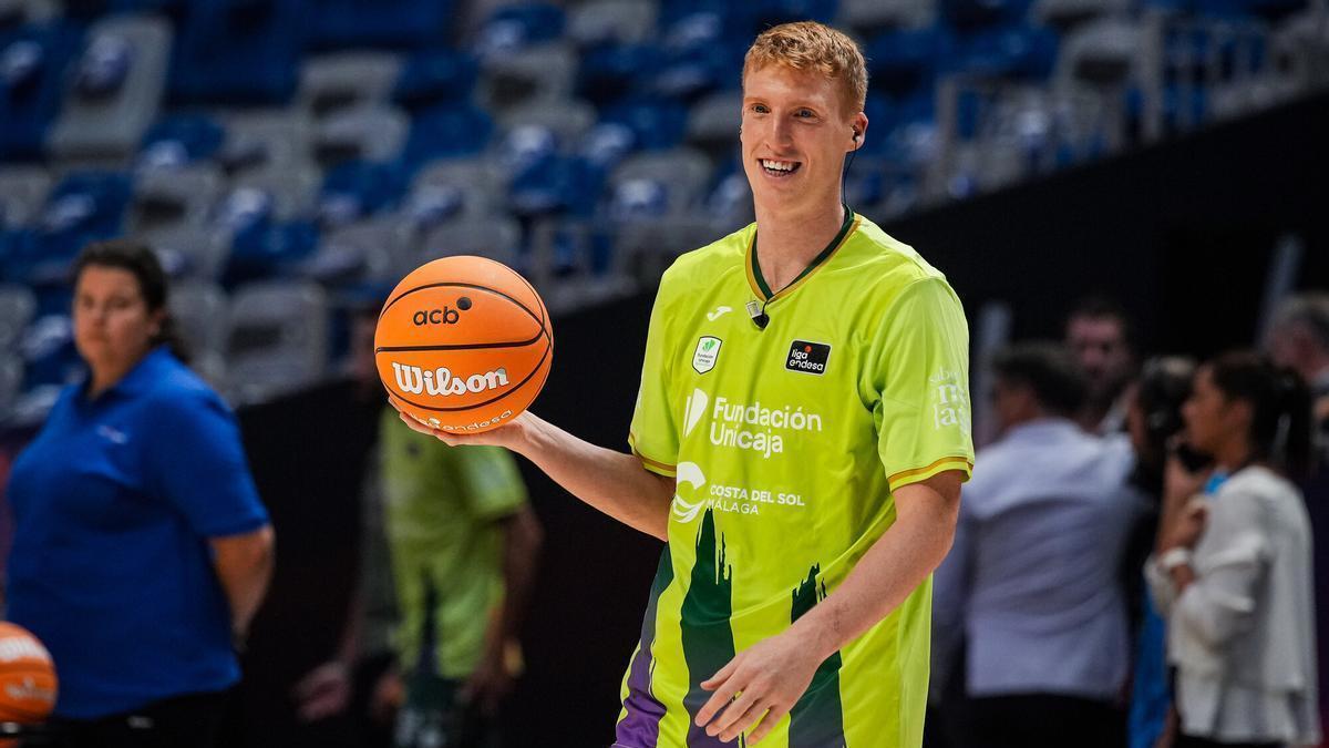 Alberto Díaz, en una rueda de calentamiento.