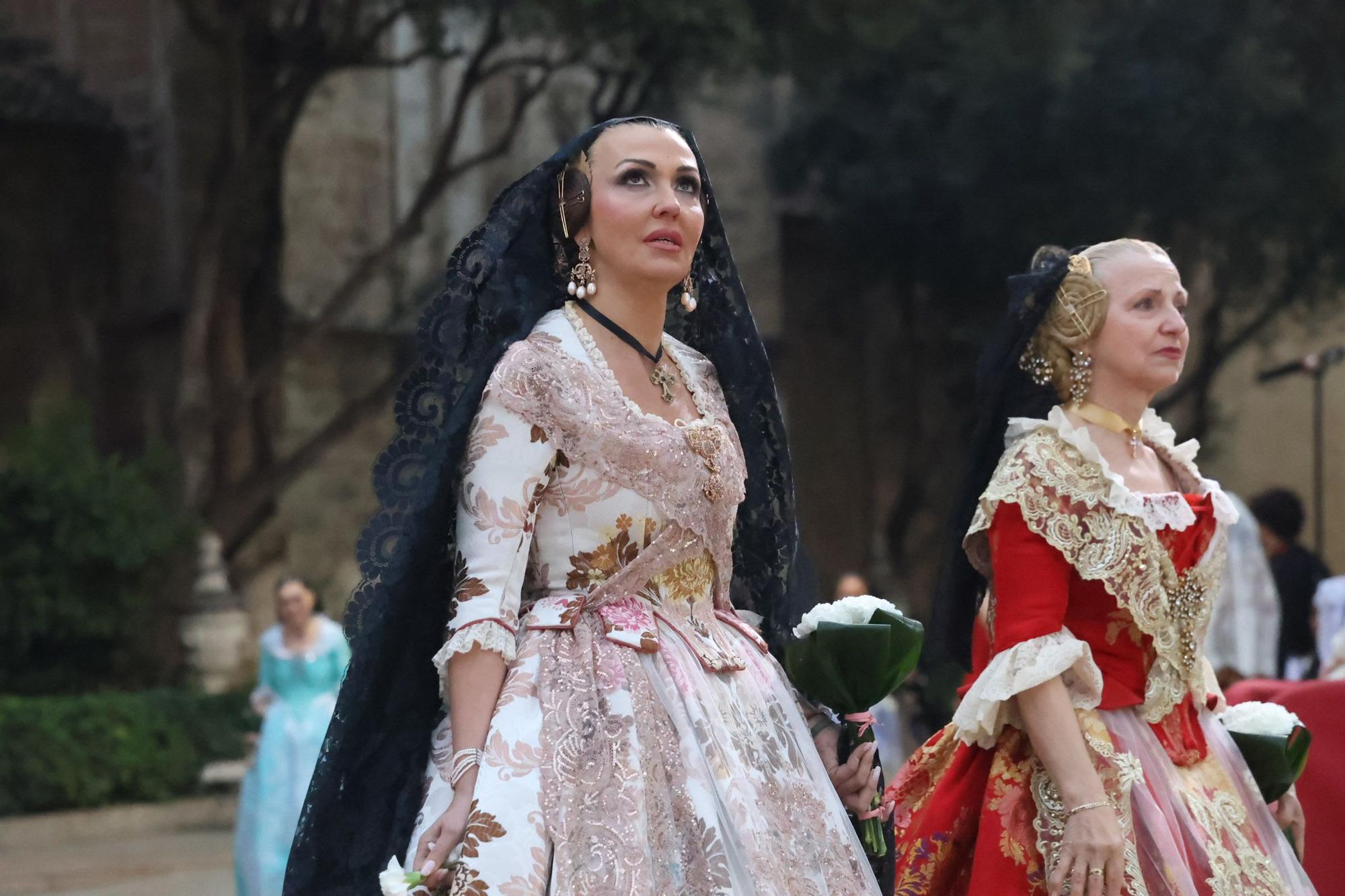 Búscate en el segundo día de la Ofrenda en la calle San Vicente entre las 18 y las 19 horas