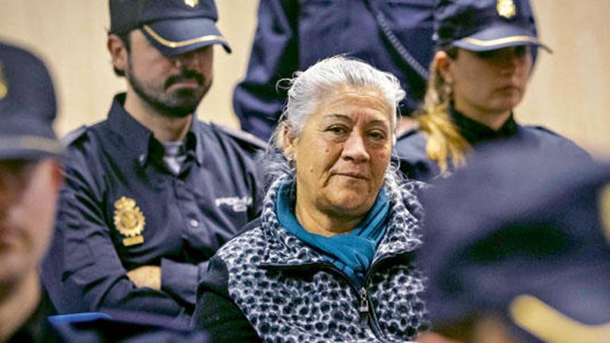 Trasladan a ´La Paca´ a la cárcel de Villena tras 15 días en Palma
