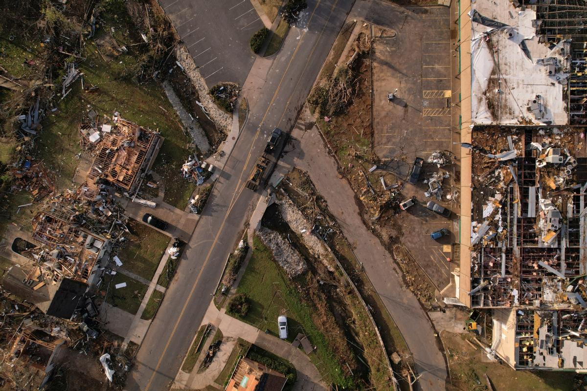 La oleada de tornados en Estados Unidos deja al menos 29 muertos