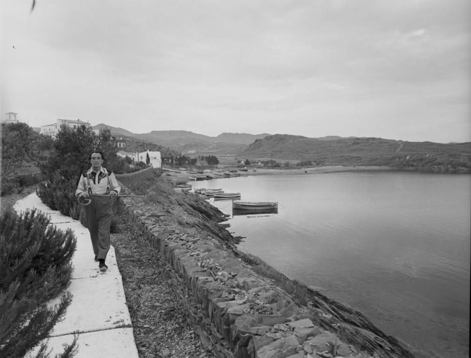 L´Ajuntament de Girona cedeix prop de 1.800 fotografies a la Fundació Dalí