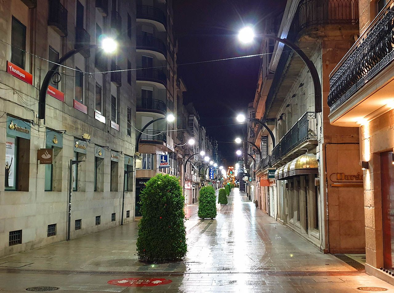 Primer viernes de toque de queda junto a la Policía Local