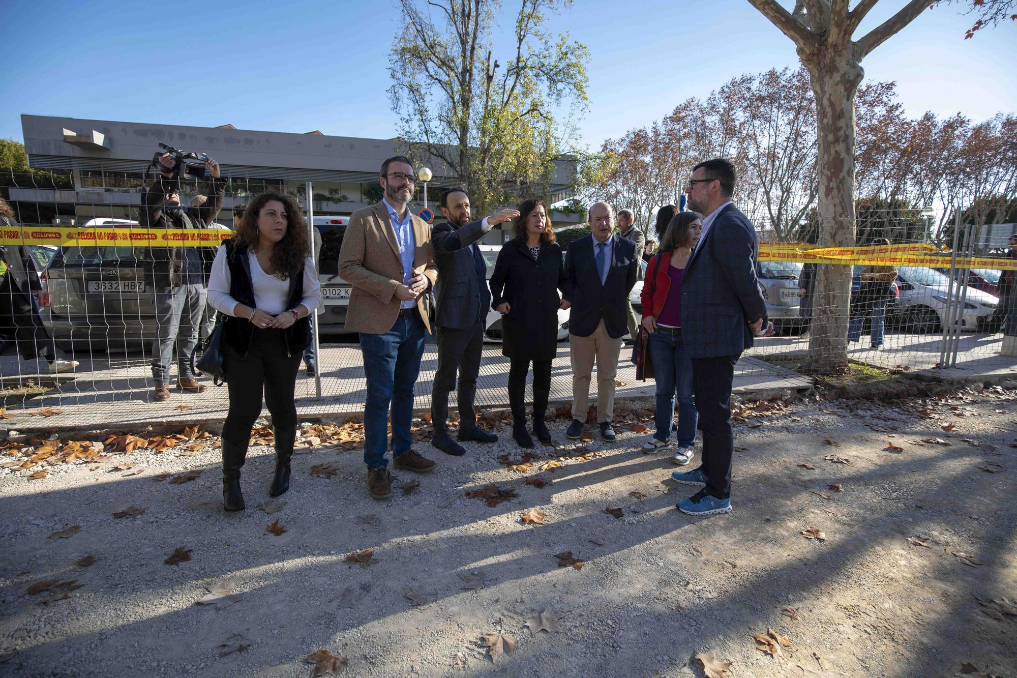 La presidenta del Govern, el alcalde de Palma y la APB visitan los avances de las obras del paseo Marítimo de Palma