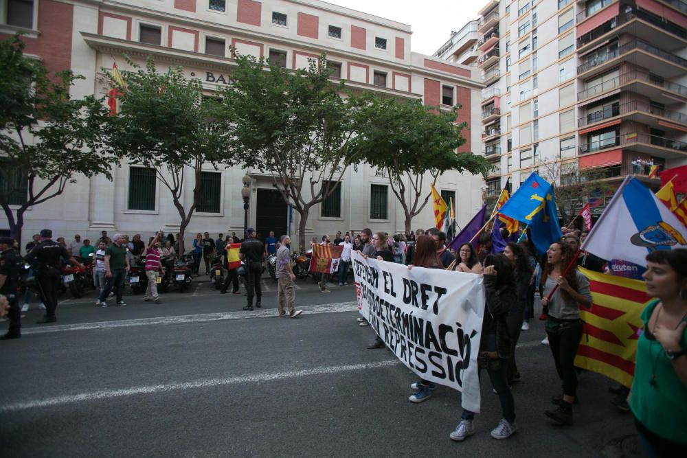 Tensión en el centro de Alicante por la independencia de Cataluña