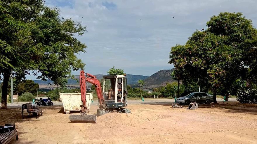 Una nueva zona de juegos infantiles en Elda