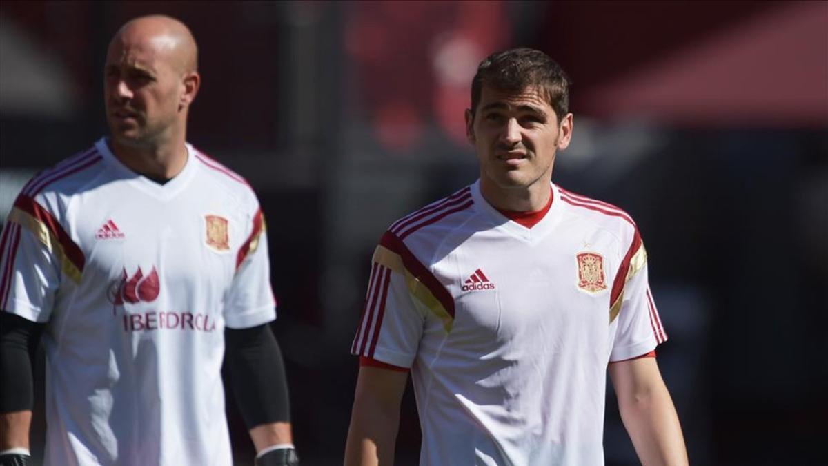 Iker Casillas y Pepe Reina han compartido vestuario en la selección española