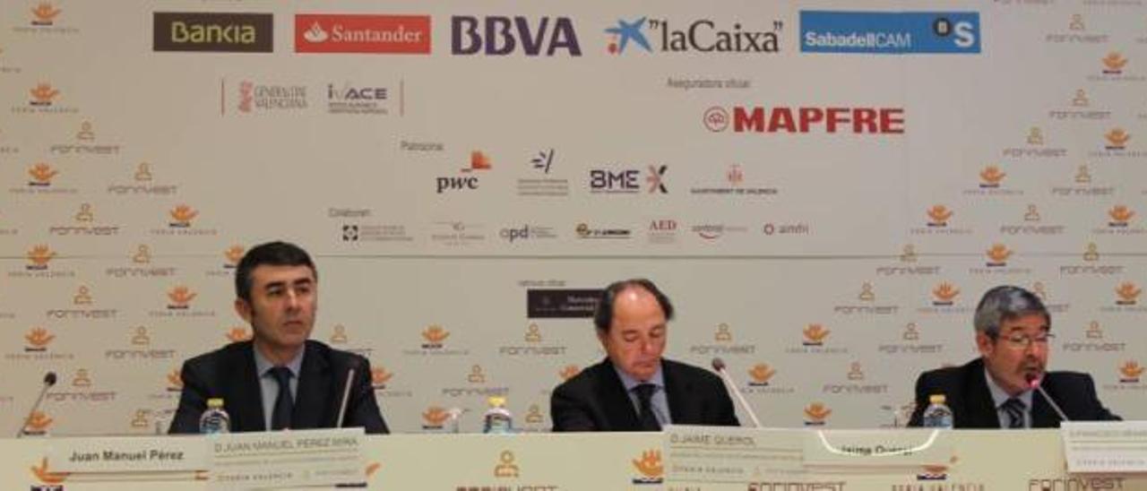 Los responsables de los colegios de economistas valencianos, ayer en Forinvest.