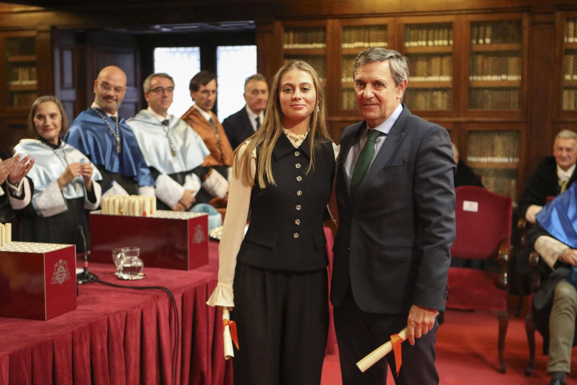 En imágenes: Así fue la entrega de premios a los mejores expedientes de ...