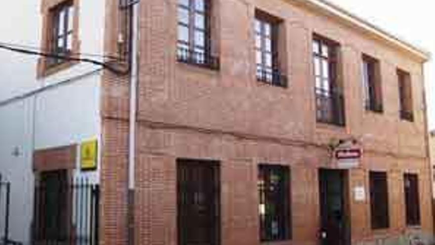 Edificio de Correos de Villaralbo.