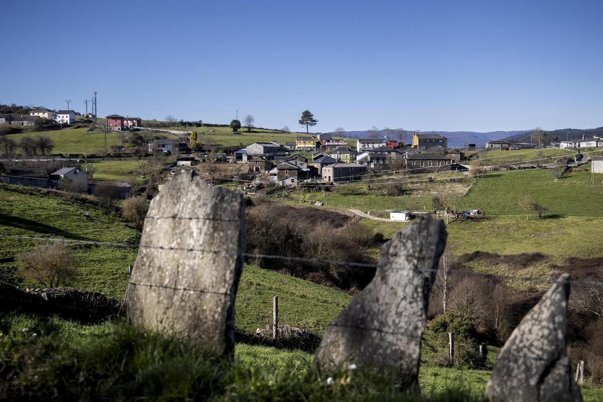 Vista de Pesoz.