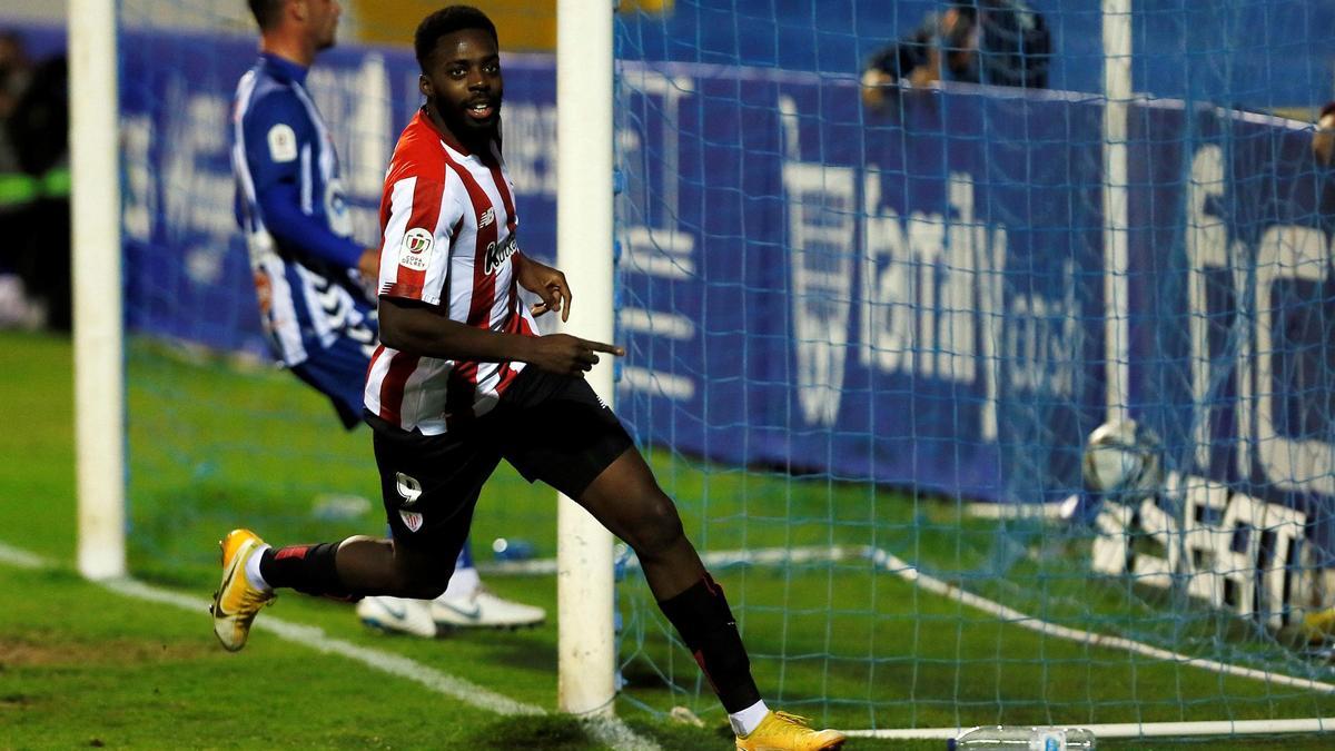 El delantero del Athletic Iñaki Williams tras marcar el gol de la victoria del Athletic sobre el Alcoyano.