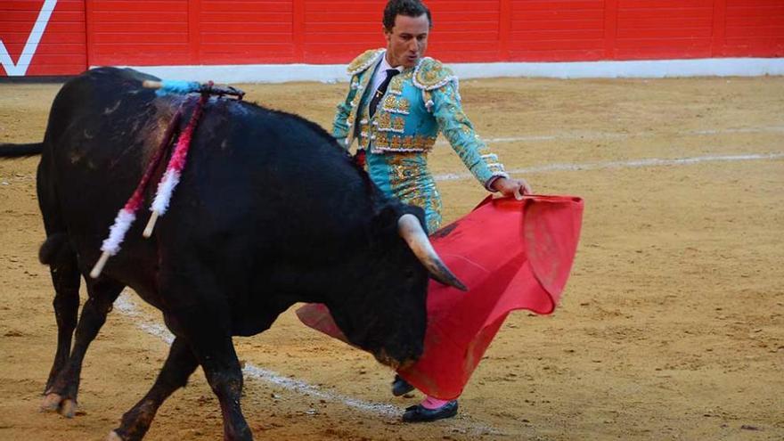 El diestro del Barrio del Carmen, en un momento de la faena de ayer en Cieza.