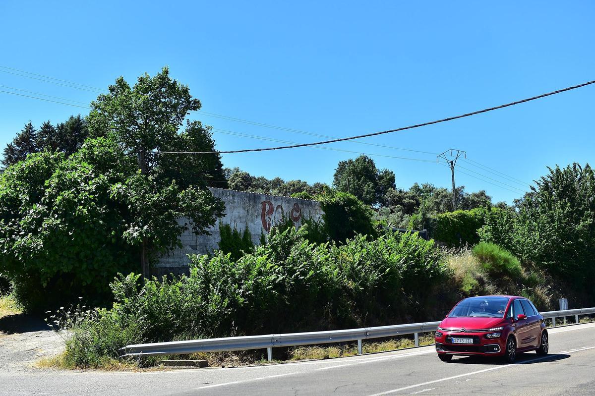 Lo que queda de la pista Picoto en Plasencia.
