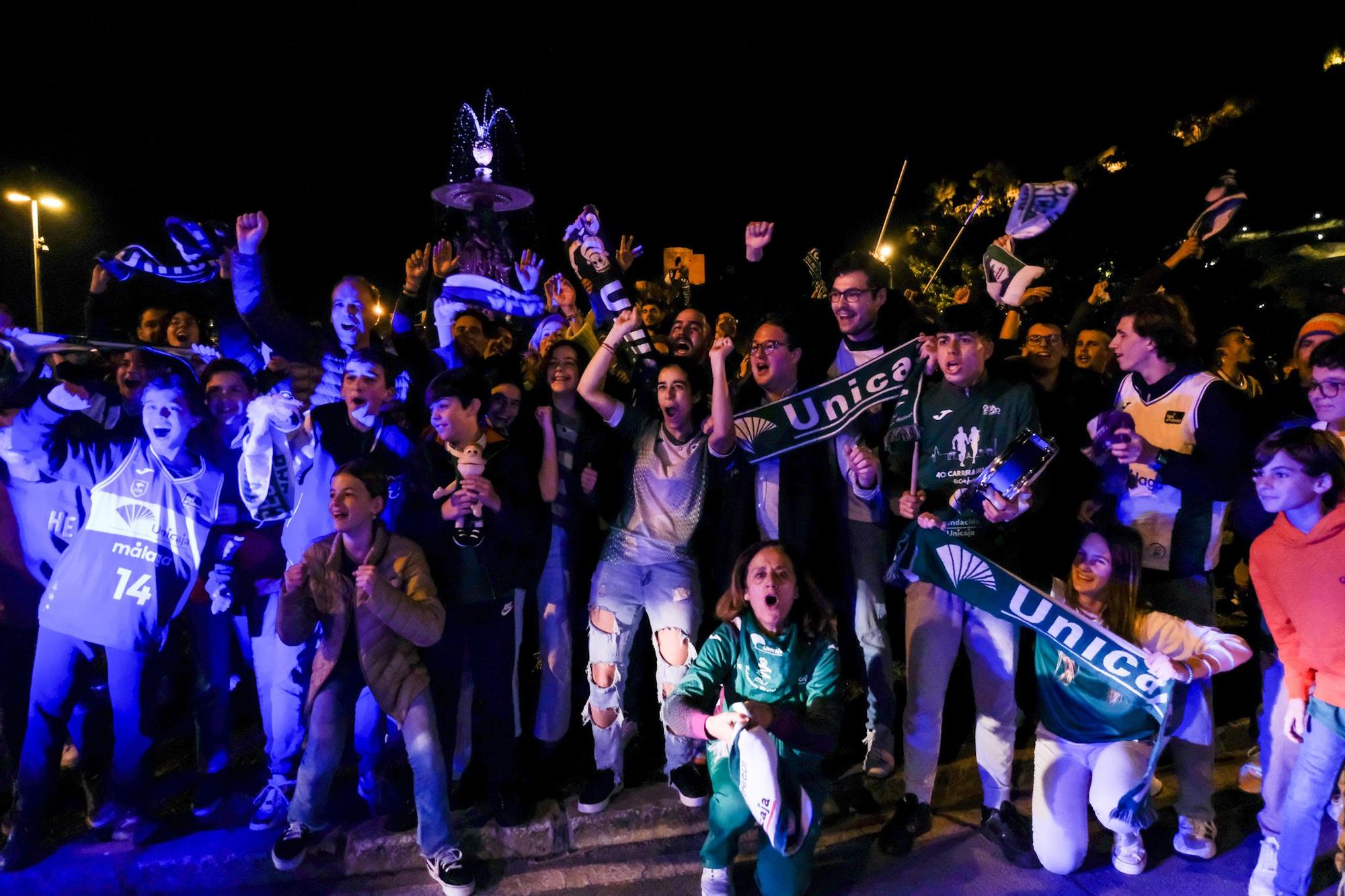 La afición del Unicaja celebra la Copa del Rey en las calles de Málaga