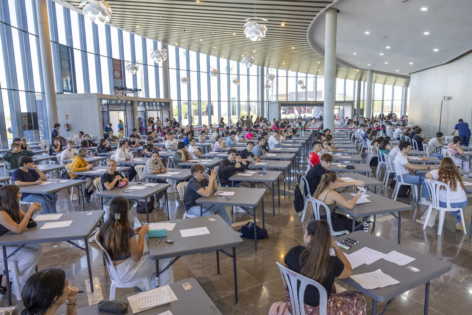 Arranca la selectividad 2024 para más de 500 estudiantes en el Auditorio Internacional de Torrevieja