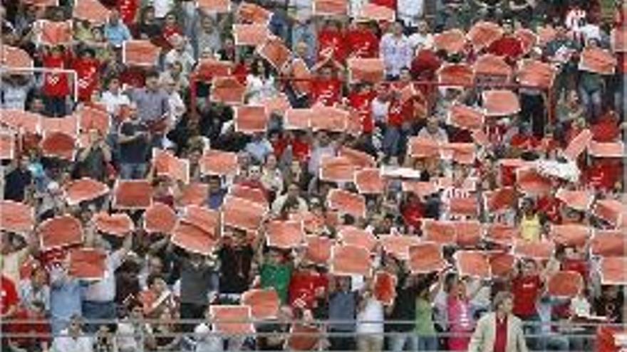 Imatge del mosaic fet per Diari de Girona en el partit Girona-Ceuta.