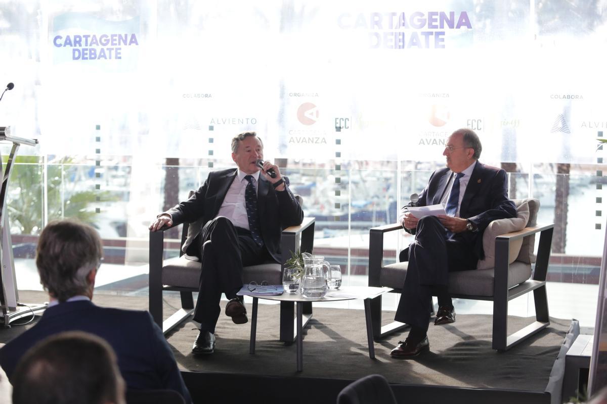 Ángel Simón y Tomás Martínez Pagán,   en un momento del debate