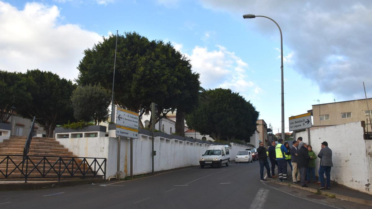 Trabajos para mejorar el saneamiento entre La Esperanza y Llano del Moro