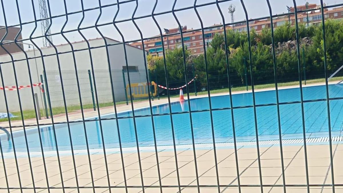 El vaso infantil de la piscina Sindical, cerrado al público este miércoles por un nuevo caso de defecación.