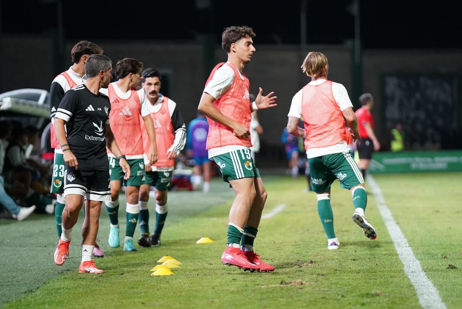 Las imágenes del Cacereño-Tenerife