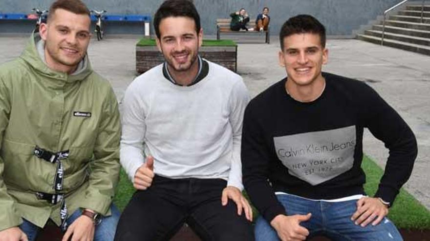 César Carballeira, David Torres y Martín Rodríguez, los tres jugadores coruñeses del Deportivo Liceo.