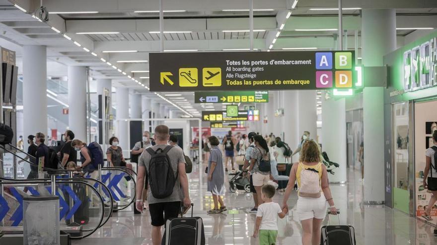 Condenado un empresario que estafó a 650 estudiantes por un falso viaje a Mallorca