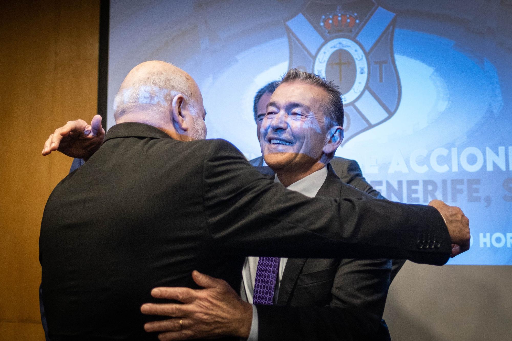 Paulino Rivero, nuevo presidente del CD Tenerife