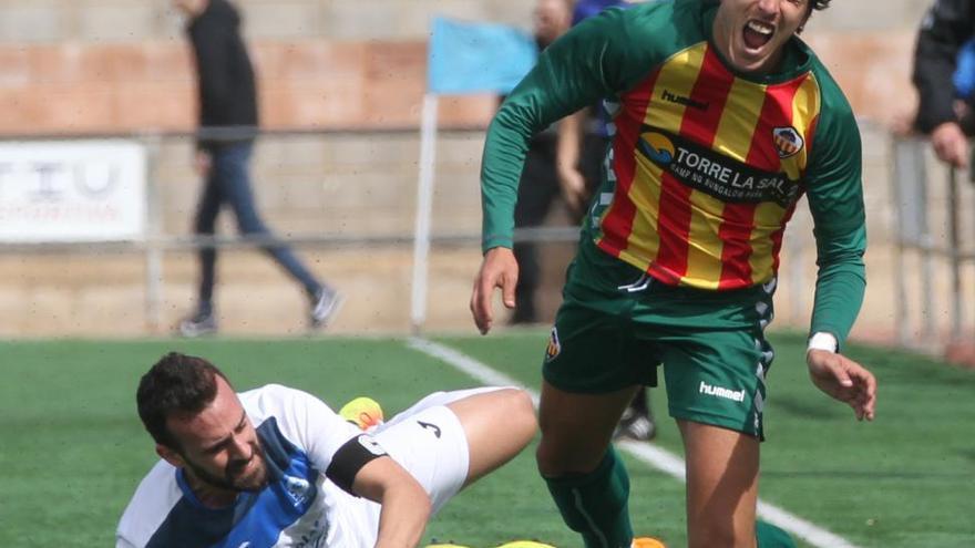 El Castellón se deja remontar en Silla (2-1)