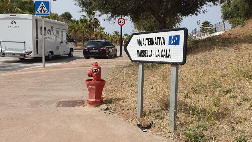 Uno de los desvíos señalizados en el litoral del término municipal mijeño, como alternativa a la AP-7.