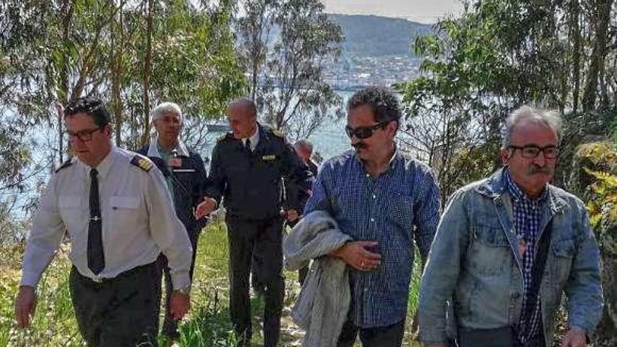 La dirección de la ENM y miembros de la Irmandade en Tambo. // G.S.